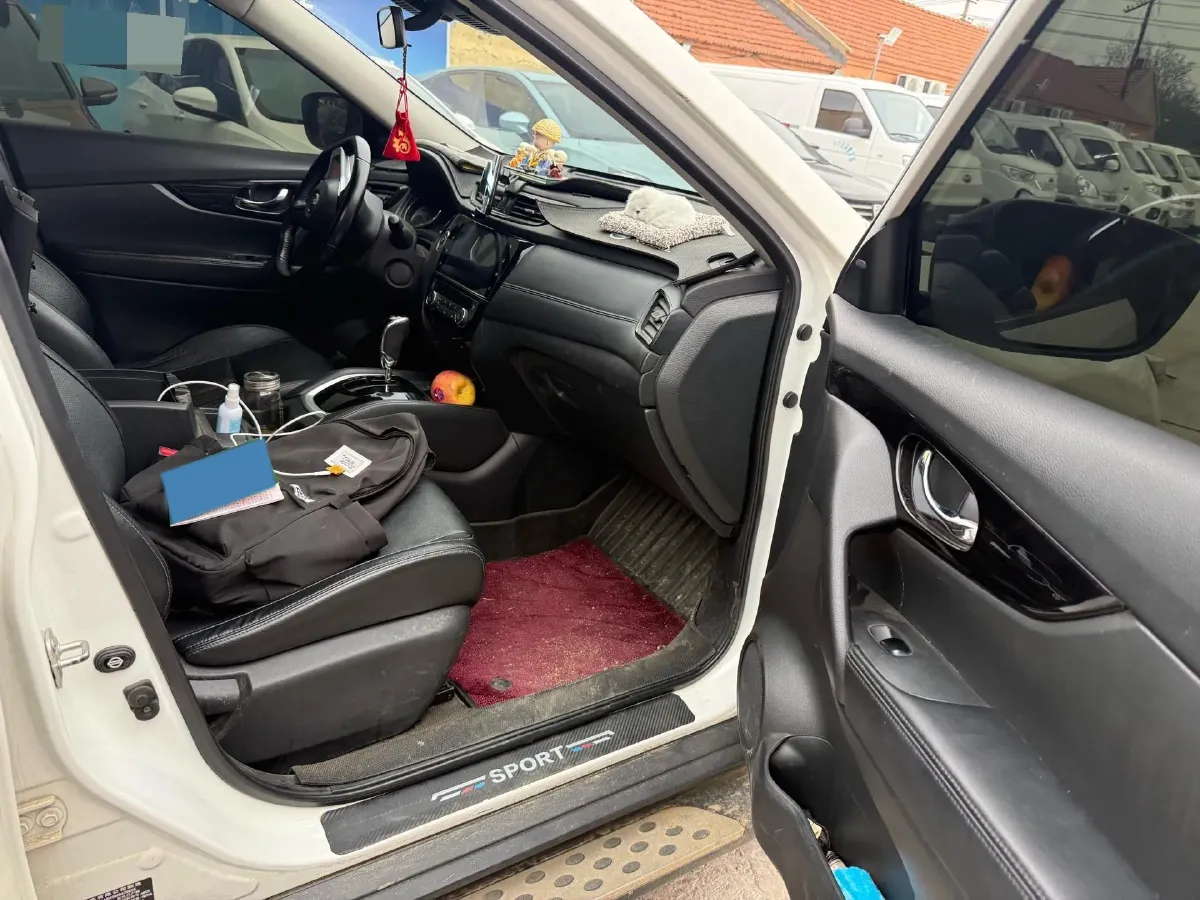 2021 Nissan X-Trail 2.0L 151HP L4 CVT,autocango,china used car exporter,china ev exporter,chinese used car exporter,chinese used ev exporter