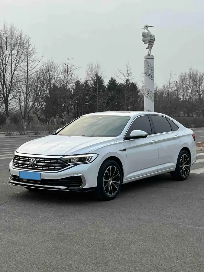 2024 Volkswagen Sagitar 1.5T 160HP L4 7DCT,autocango,china used car exporter,china ev exporter,chinese used car exporter,chinese used ev exporter