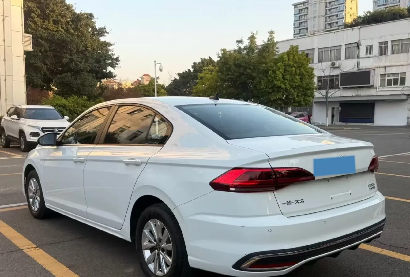 2024 Volkswagen Bora 1.2T 116HP L4 7DCT,autocango,china used car exporter,china ev exporter,chinese used car exporter,chinese used ev exporter