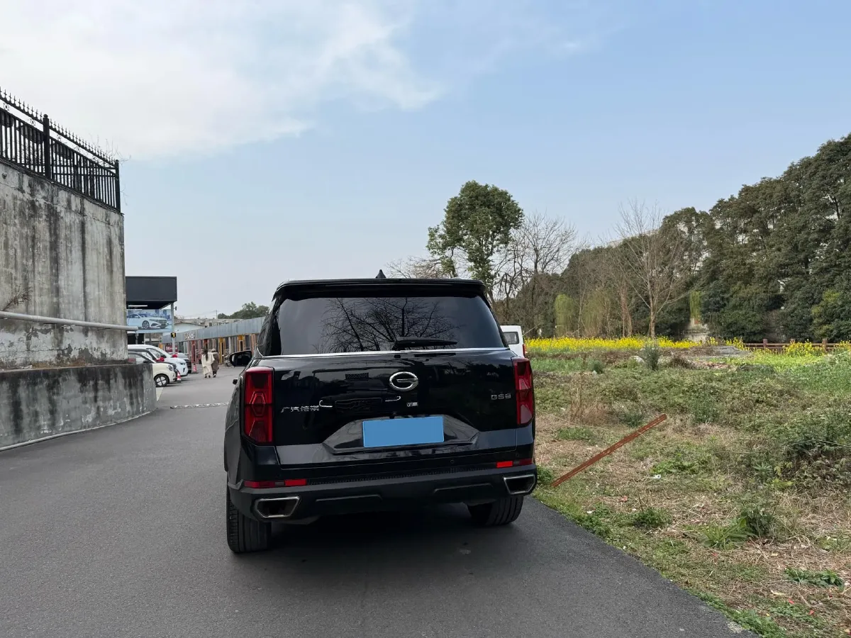 2022 GAC Trumpchi GS8 2.0T 252HP L4 8AT,autocango,china used car exporter,china ev exporter,chinese used car exporter,chinese used ev exporter