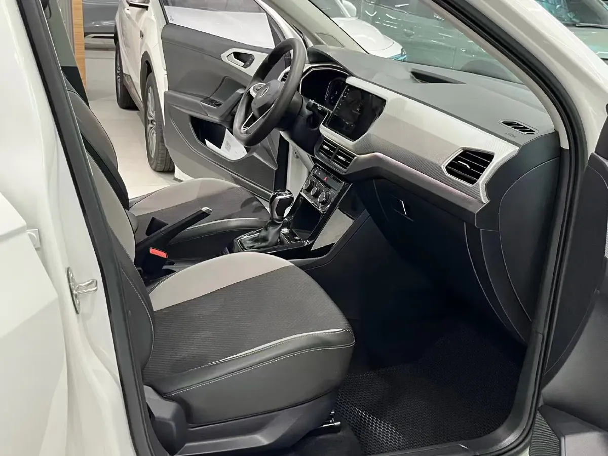 2023 Volkswagen Tacqua 1.2T 116HP L4 7DCT,autocango,china used car exporter,china ev exporter,chinese used car exporter,chinese used ev exporter