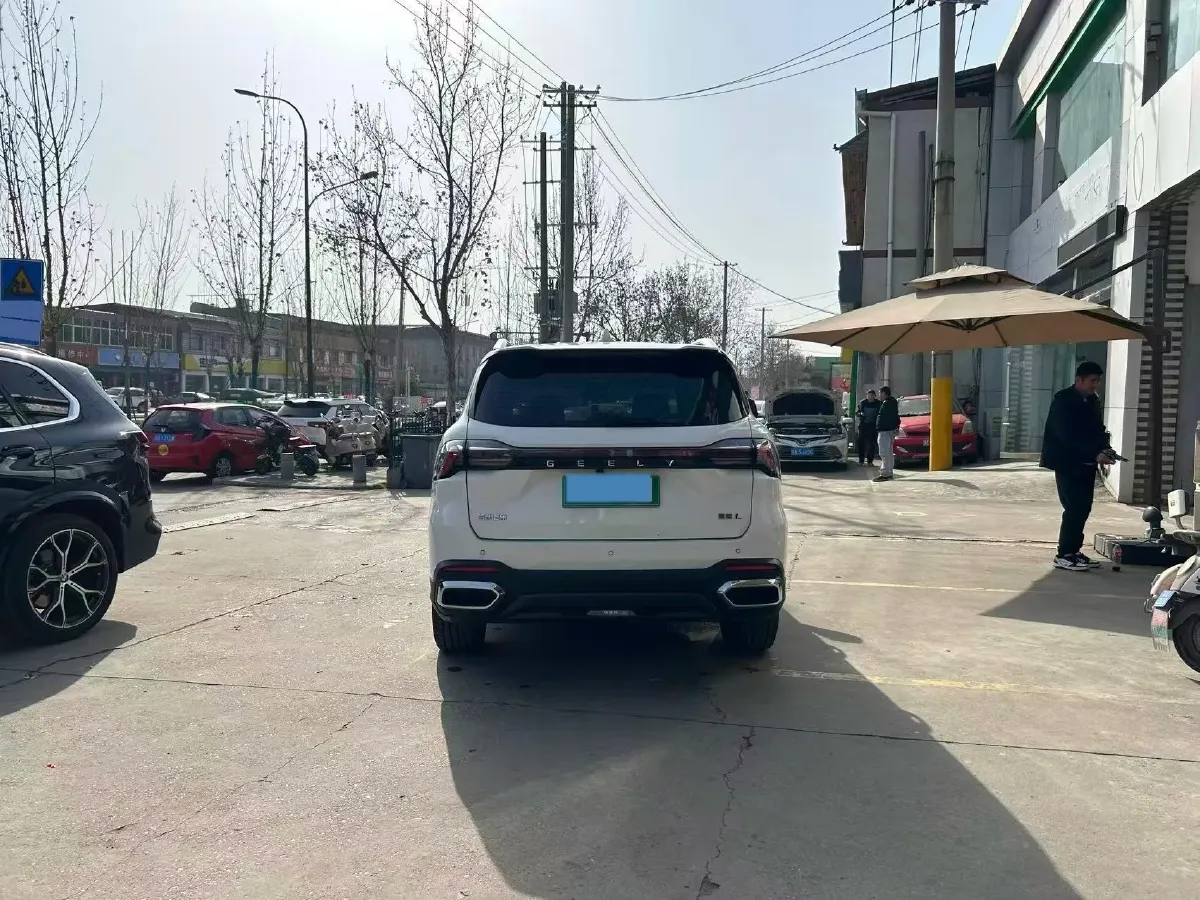 2023 Geely Okavango L 2.0T 218HP L4 7DCT,autocango,china used car exporter,china ev exporter,chinese used car exporter,chinese used ev exporter