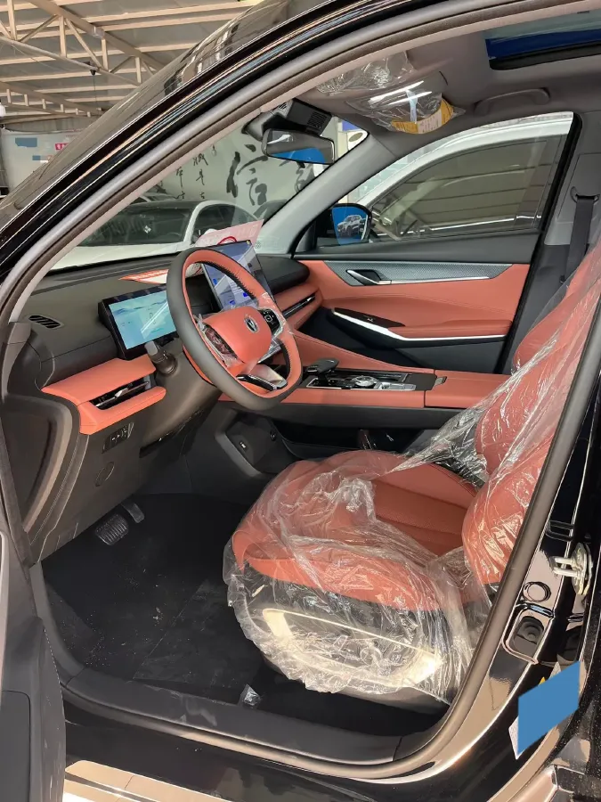 2026 ChangAn CS75 Plus 1.5T 192HP L4 8AT,autocango,china used car exporter,china ev exporter,chinese used car exporter,chinese used ev exporter