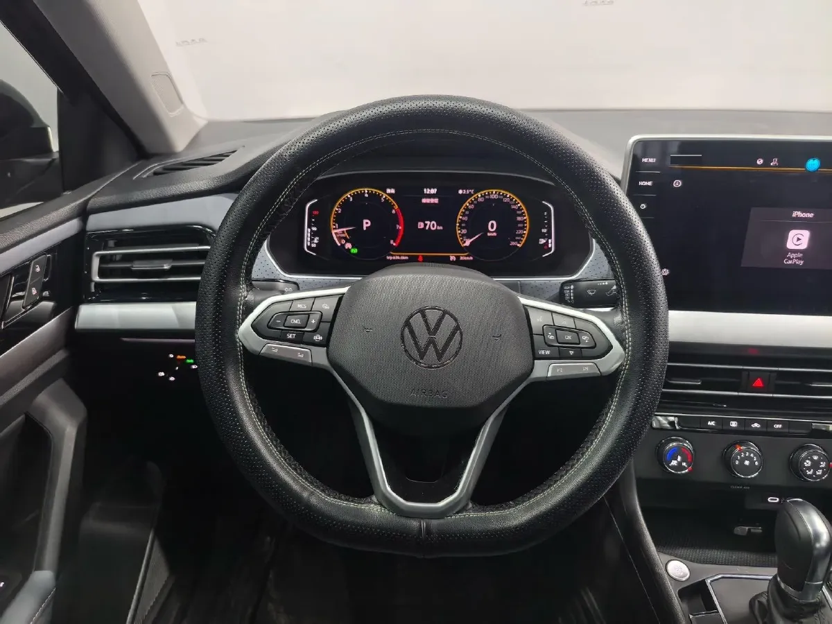 2023 Volkswagen Lavida 1.5L 110HP L4 6AT,autocango,china used car exporter,china ev exporter,chinese used car exporter,chinese used ev exporter