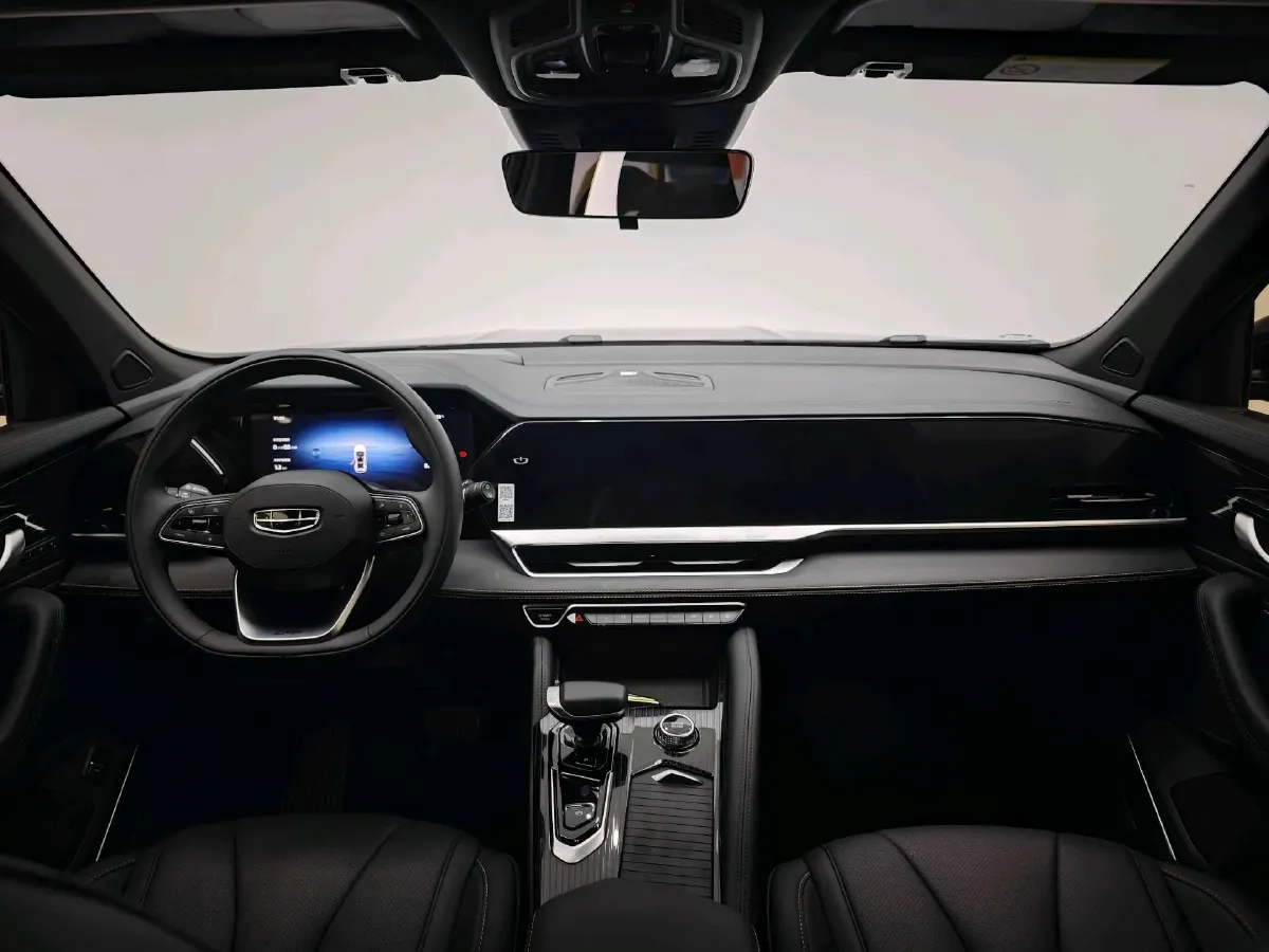 2024 Geely Monjaro 2.0T 218HP L4 7DCT,autocango,china used car exporter,china ev exporter,chinese used car exporter,chinese used ev exporter