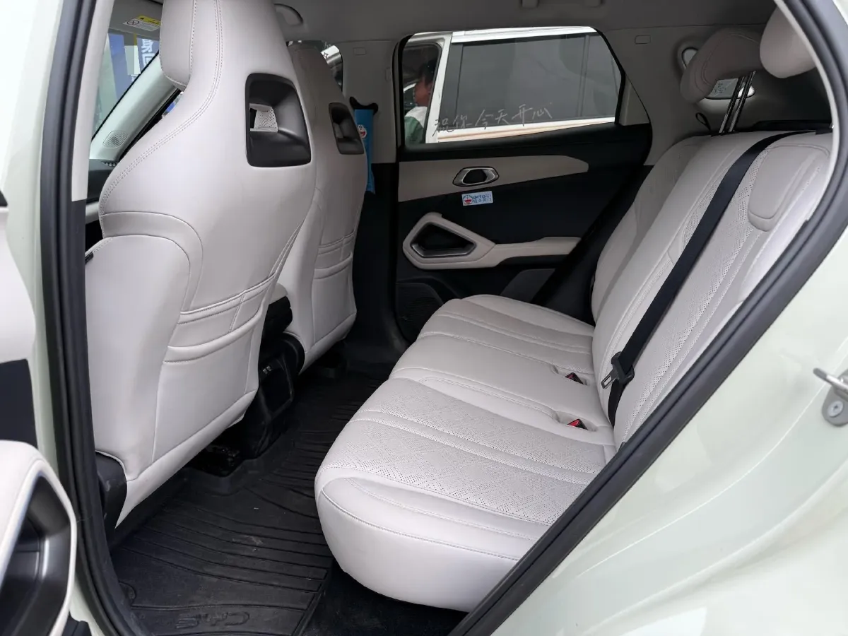 2024 BYD YuanUP BEV 45.12KWH,autocango,china used car exporter,china ev exporter,chinese used car exporter,chinese used ev exporter