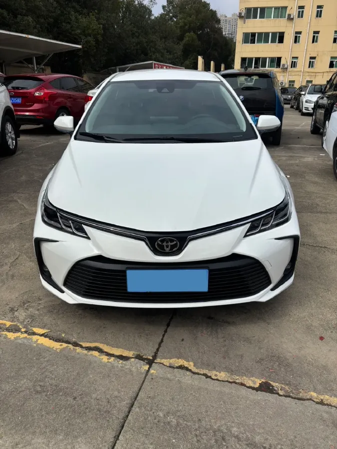 2022 Toyota Corolla 1.2T 116HP L4 CVT,autocango,china used car exporter,china ev exporter,chinese used car exporter,chinese used ev exporter