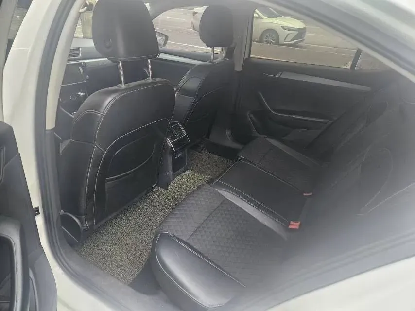 2018 Nissan Terra 2.5L 184HP L4 7AT,autocango,china used car exporter,china ev exporter,chinese used car exporter,chinese used ev exporter