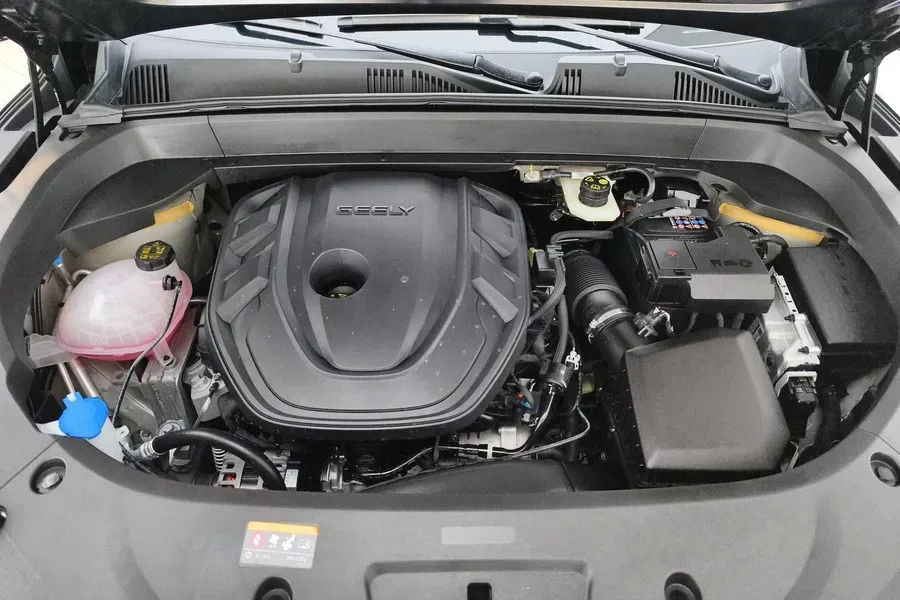 2024 Geely Monjaro 2.0T 218HP L4 7DCT,autocango,china used car exporter,china ev exporter,chinese used car exporter,chinese used ev exporter