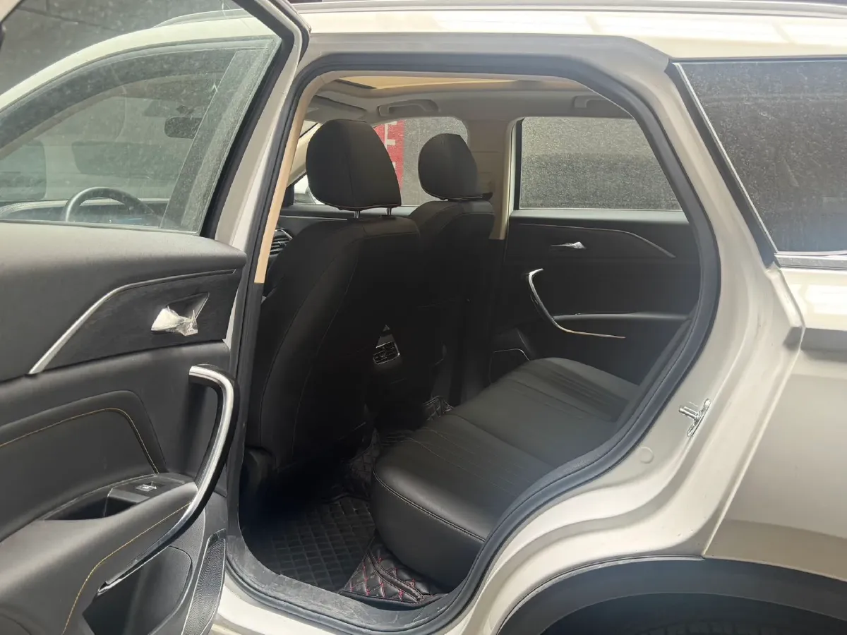 2021 Bestune T77 1.5T 169HP L4 7DCT,autocango,china used car exporter,china ev exporter,chinese used car exporter,chinese used ev exporter