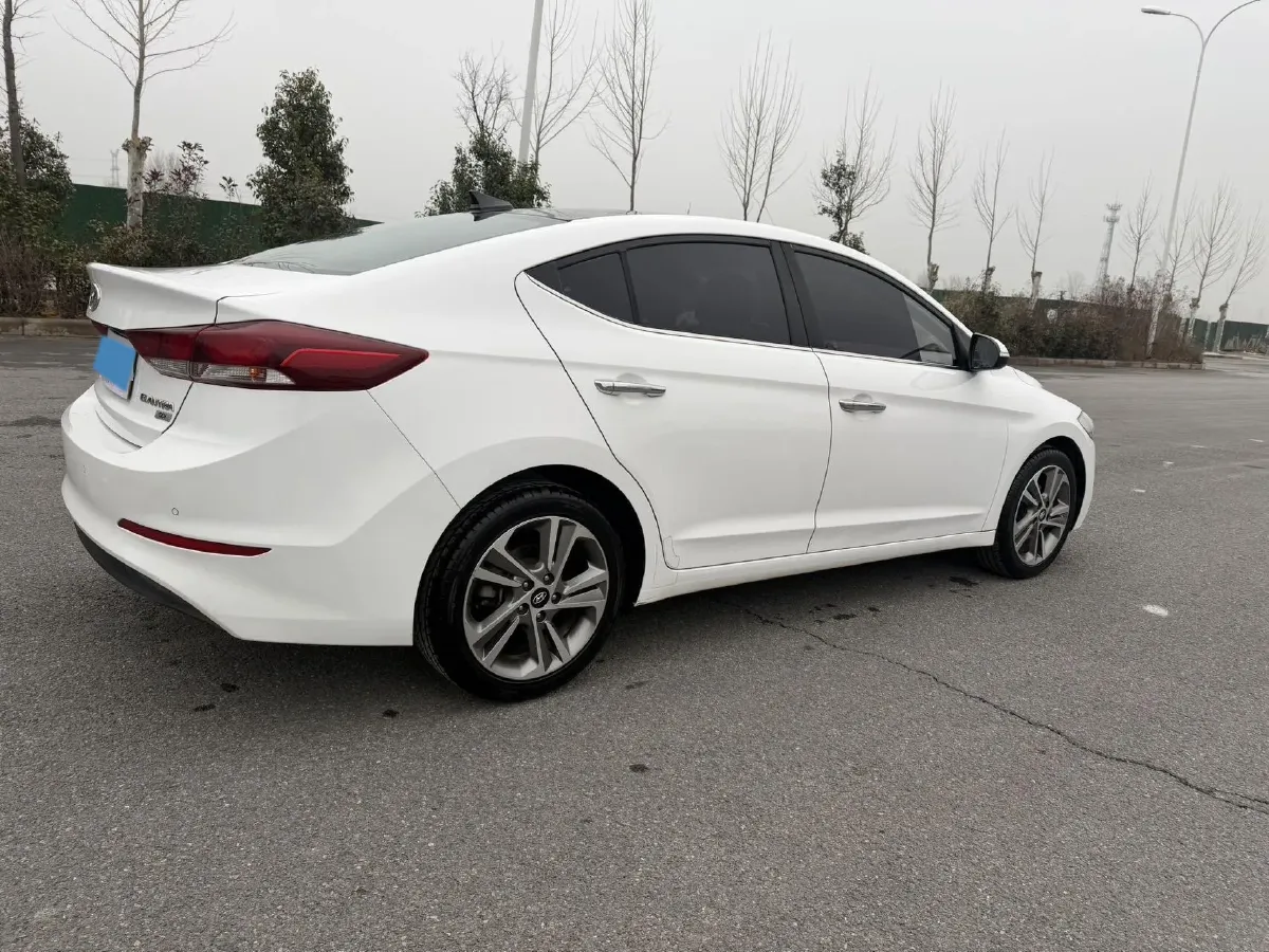 2016 Hyundai Elantra 1.6L 130HP L4 6AT,autocango,china used car exporter,china ev exporter,chinese used car exporter,chinese used ev exporter