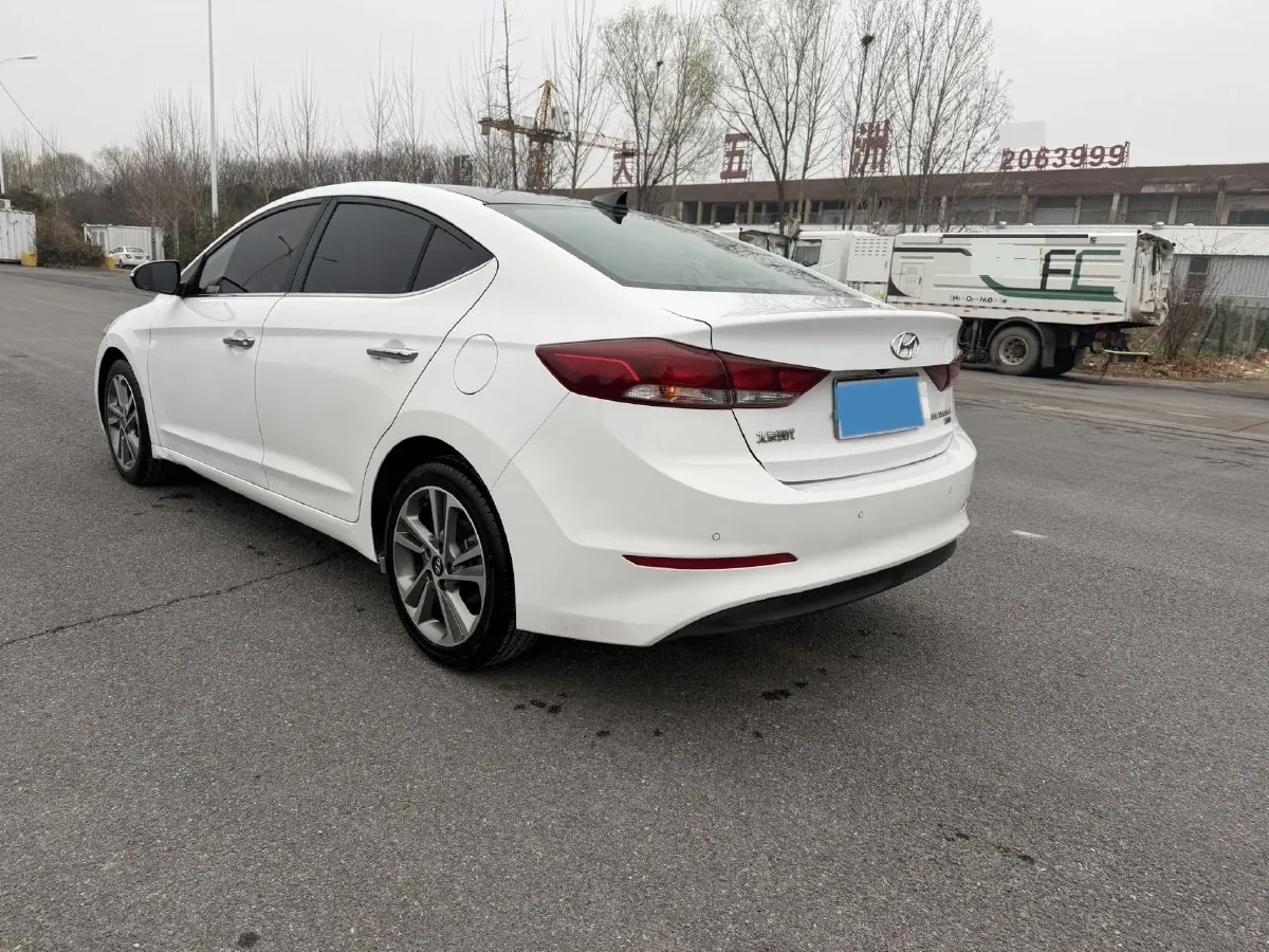 2016 Hyundai Elantra 1.6L 130HP L4 6AT,autocango,china used car exporter,china ev exporter,chinese used car exporter,chinese used ev exporter