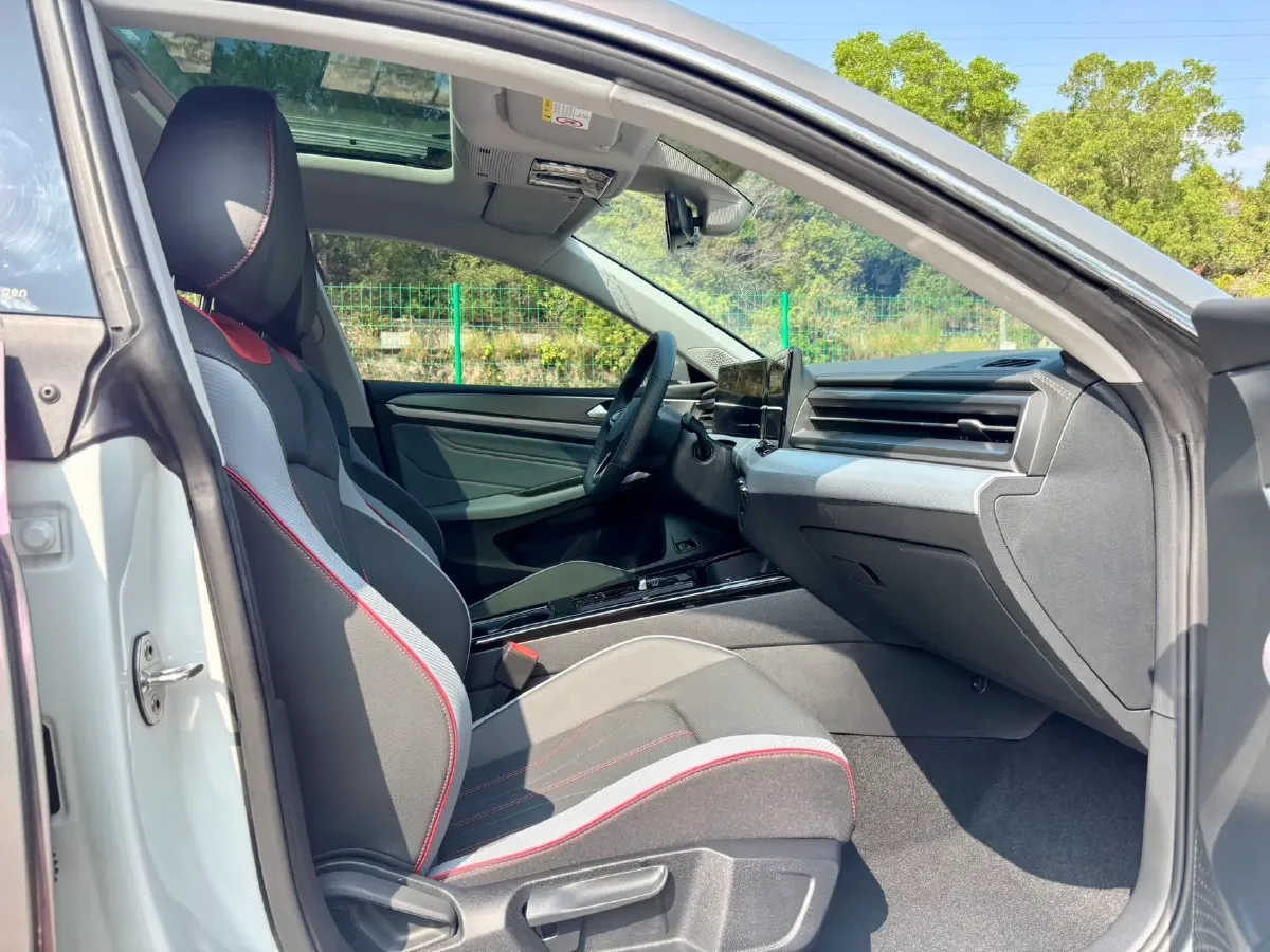 2024 Volkswagen Lamando 1.4T 150HP L4 7DCT,autocango,china used car exporter,china ev exporter,chinese used car exporter,chinese used ev exporter