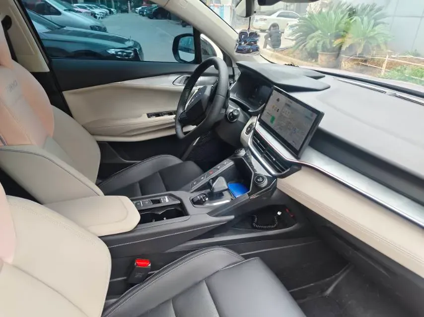 2023 LYNK&CO 06 1.5T 181HP L4 7DCT,autocango,china used car exporter,china ev exporter,chinese used car exporter,chinese used ev exporter