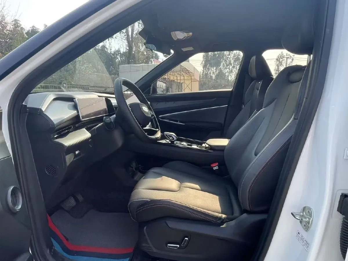 2023 Geely Azkarra 1.5T 181HP L4 7DCT,autocango,china used car exporter,china ev exporter,chinese used car exporter,chinese used ev exporter