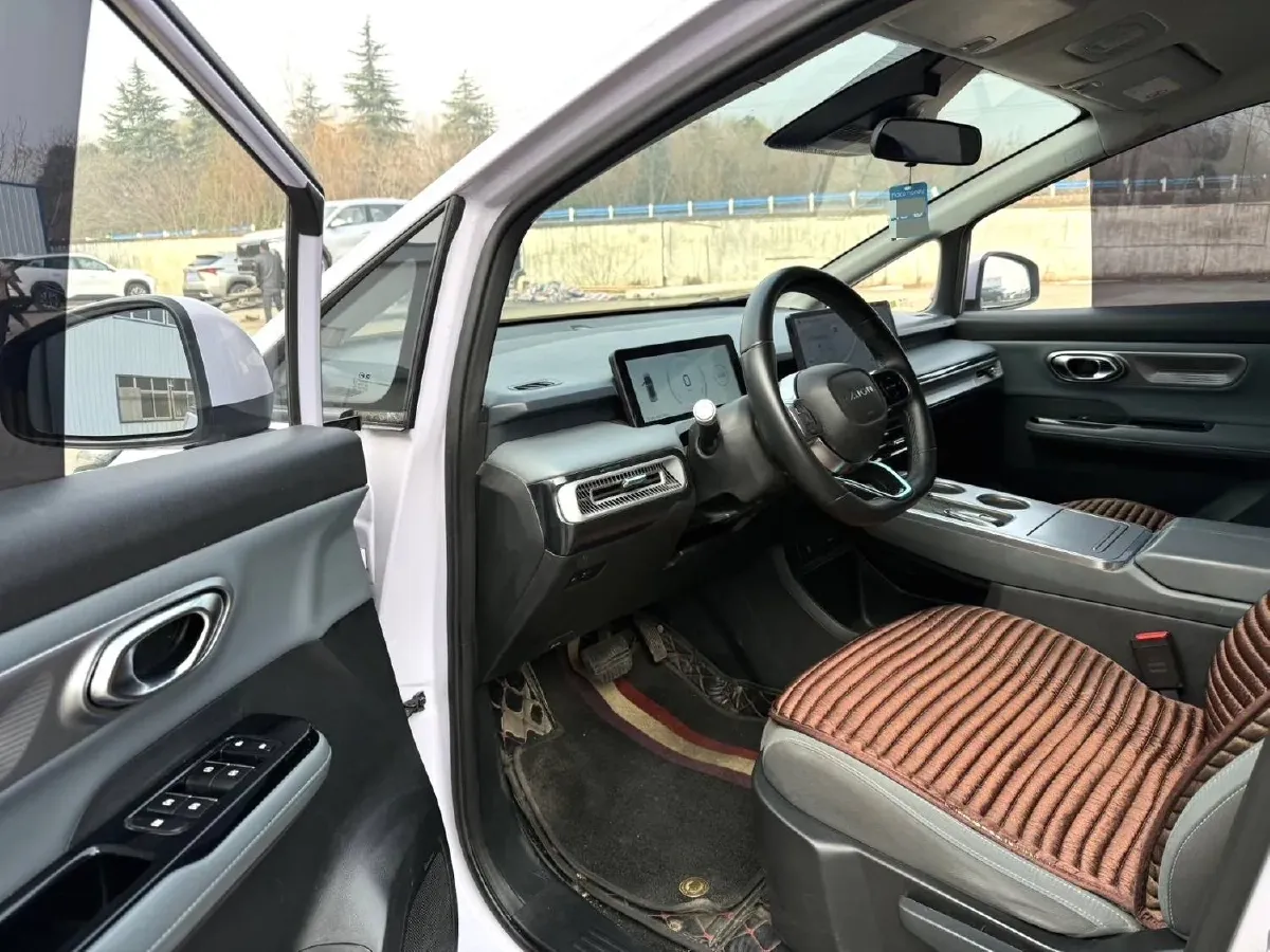 2023 GAC Trumpchi GS4 1.5T 177HP L4 6AT,autocango,china used car exporter,china ev exporter,chinese used car exporter,chinese used ev exporter