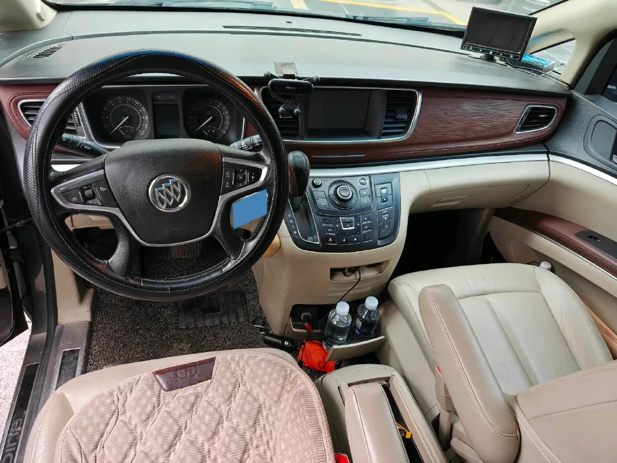 2018 Buick GL8 2.0T 260HP L4 6AT,autocango,china used car exporter,china ev exporter,chinese used car exporter,chinese used ev exporter