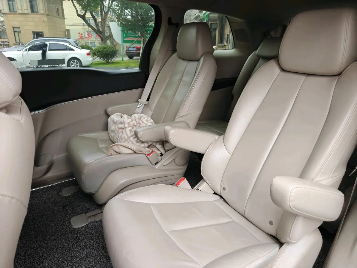 2018 Buick GL8 2.0T 260HP L4 6AT,autocango,china used car exporter,china ev exporter,chinese used car exporter,chinese used ev exporter