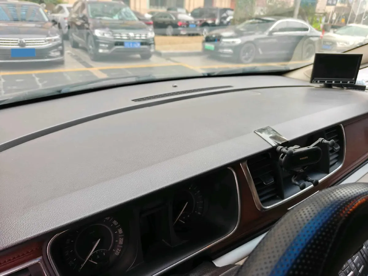 2018 Buick GL8 2.0T 260HP L4 6AT,autocango,china used car exporter,china ev exporter,chinese used car exporter,chinese used ev exporter