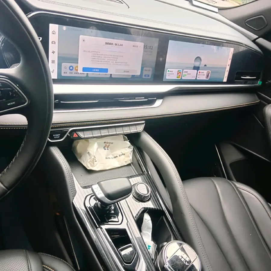 2024 Geely StarRay 2.0T 218HP L4 7DCT,autocango,china used car exporter,china ev exporter,chinese used car exporter,chinese used ev exporter