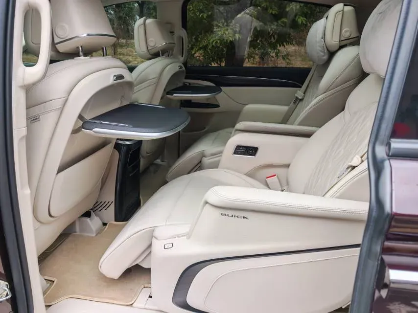 2022 Buick GL8 2.0T 237HP L4 9AT,autocango,china used car exporter,china ev exporter,chinese used car exporter,chinese used ev exporter