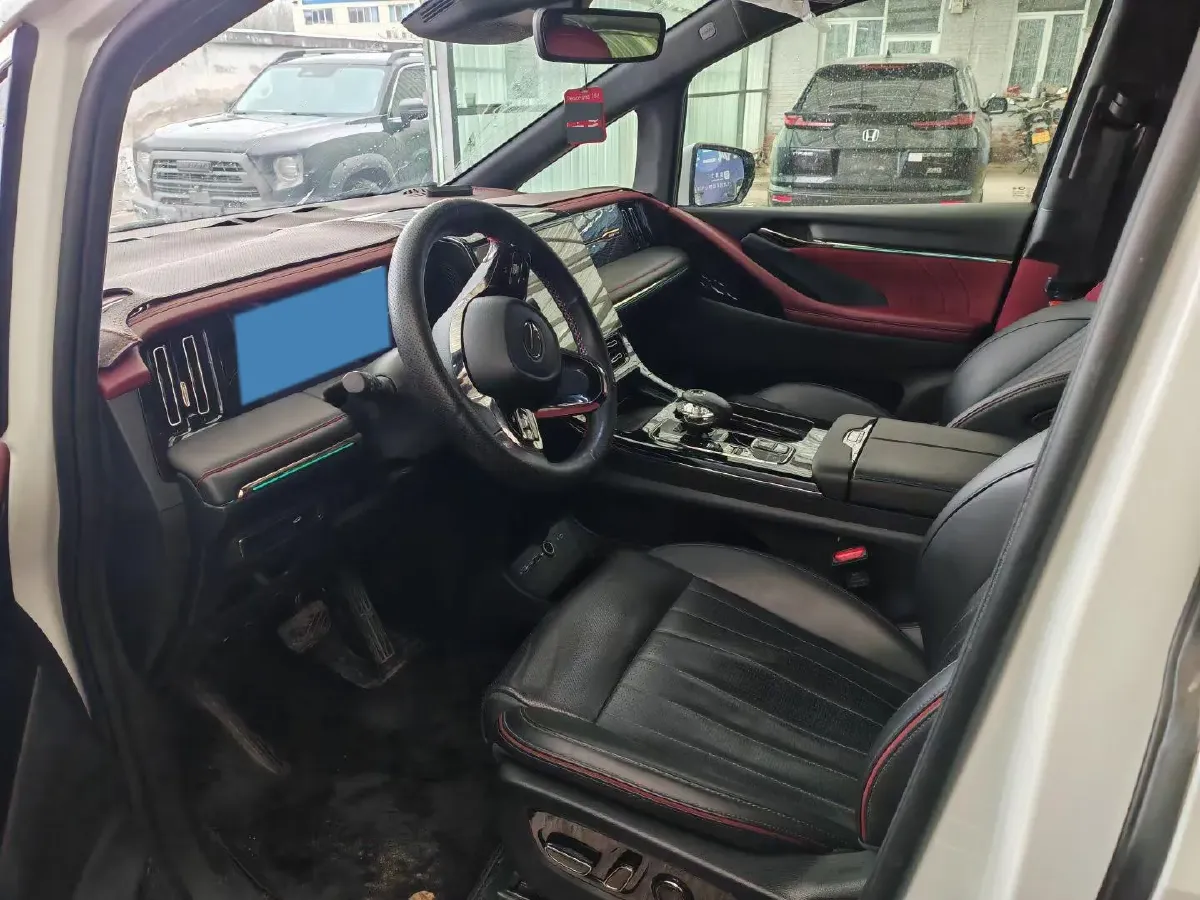 2023 GAC Trumpchi M8 2.0T 252HP L4 8AT,autocango,china used car exporter,china ev exporter,chinese used car exporter,chinese used ev exporter