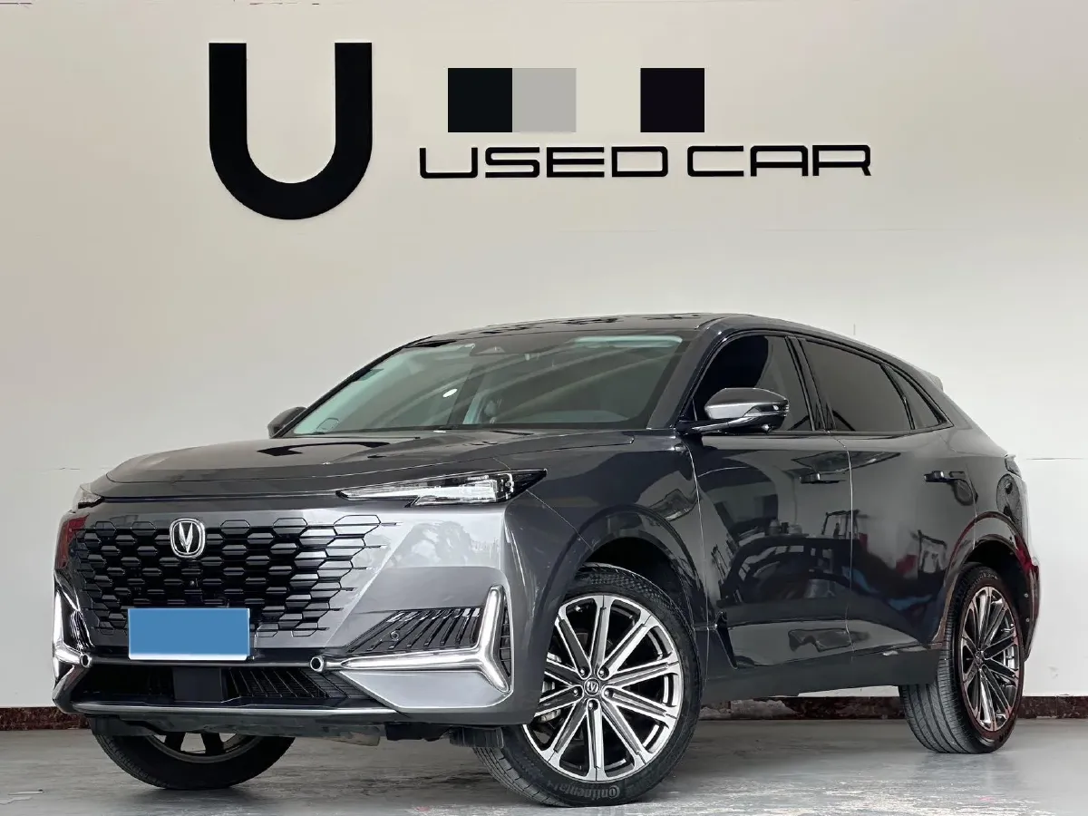 2021 ChangAn UNI-K 2.0T 233HP L4 8AT,autocango,china used car exporter,china ev exporter,chinese used car exporter,chinese used ev exporter