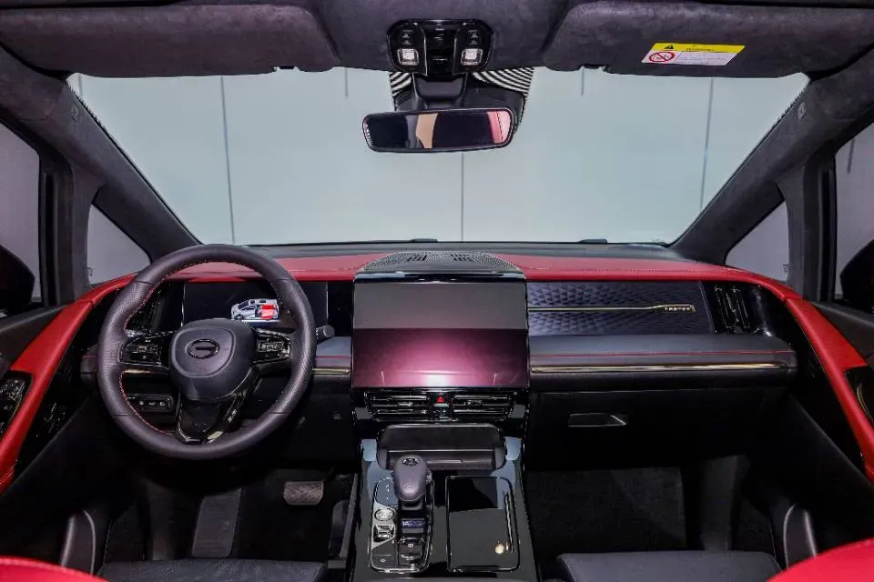 2025 GAC Trumpchi M8 2.0T 190HP L4 2DHT Hybrid,autocango,china used car exporter,china ev exporter,chinese used car exporter,chinese used ev exporter