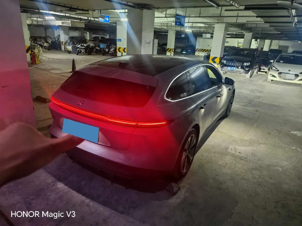 2024 NIO ET5T BEV 75KWH,autocango,china used car exporter,china ev exporter,chinese used car exporter,chinese used ev exporter