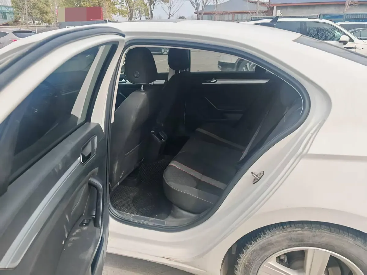 2021 DongFeng Forthing S50EV BEV 57.2KWH,autocango,china used car exporter,china ev exporter,chinese used car exporter,chinese used ev exporter