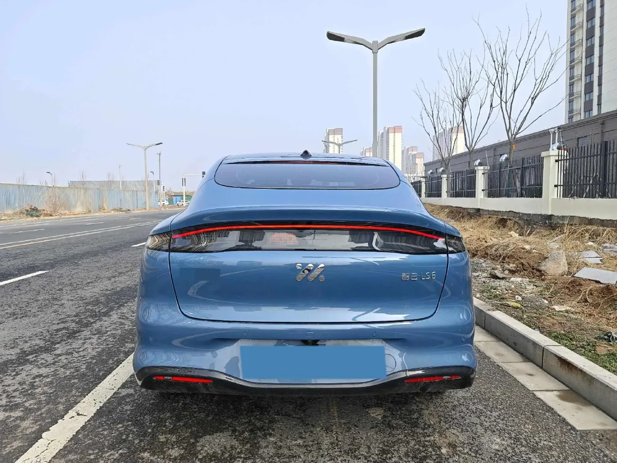 2025 IM LS6 BEV 100KWH,autocango,china used car exporter,china ev exporter,chinese used car exporter,chinese used ev exporter
