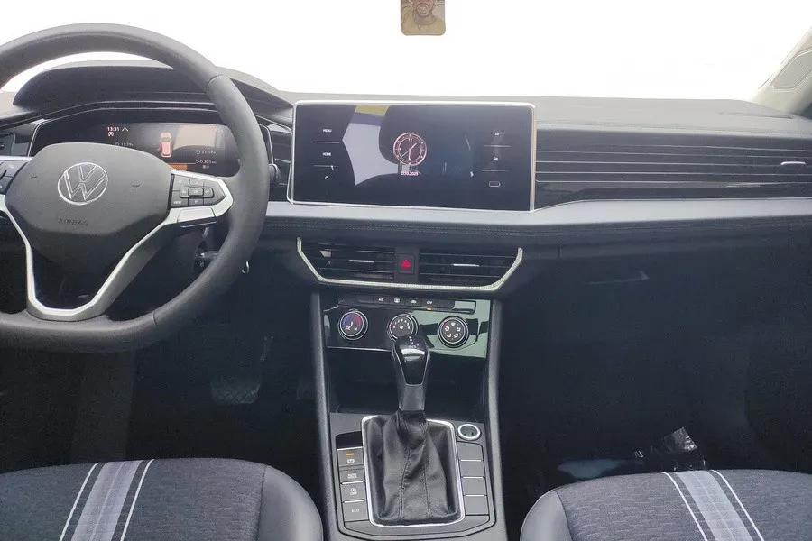 2023 Volkswagen Sagitar 1.5T 160HP L4 7DCT,autocango,china used car exporter,china ev exporter,chinese used car exporter,chinese used ev exporter