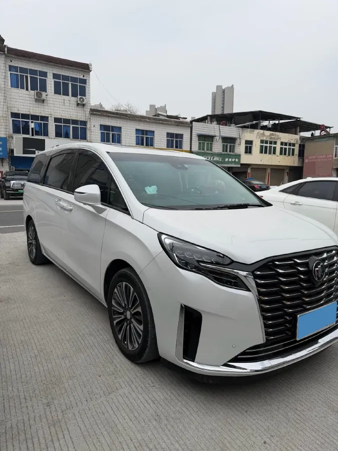 2023 Buick GL8 2.0T 237HP L4 9AT,autocango,china used car exporter,china ev exporter,chinese used car exporter,chinese used ev exporter