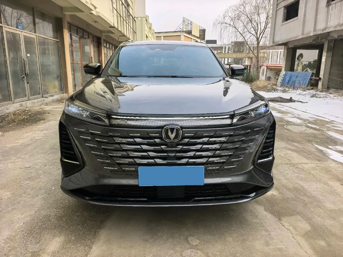 2024 ChangAn CS75 Plus 1.5T 188HP L4 8AT,autocango,china used car exporter,china ev exporter,chinese used car exporter,chinese used ev exporter