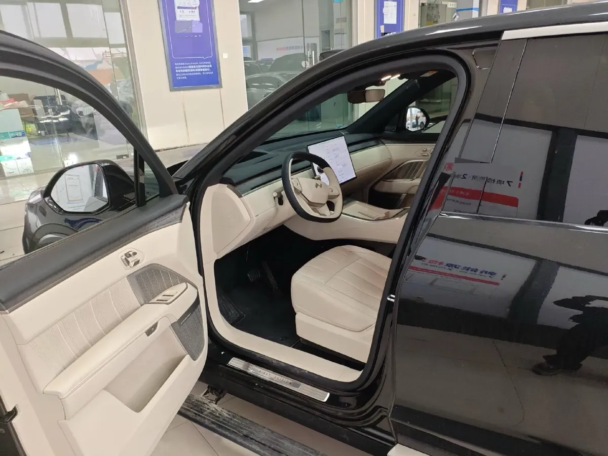 2025 ONVO L90 BEV,autocango,china used car exporter,china ev exporter,chinese used car exporter,chinese used ev exporter