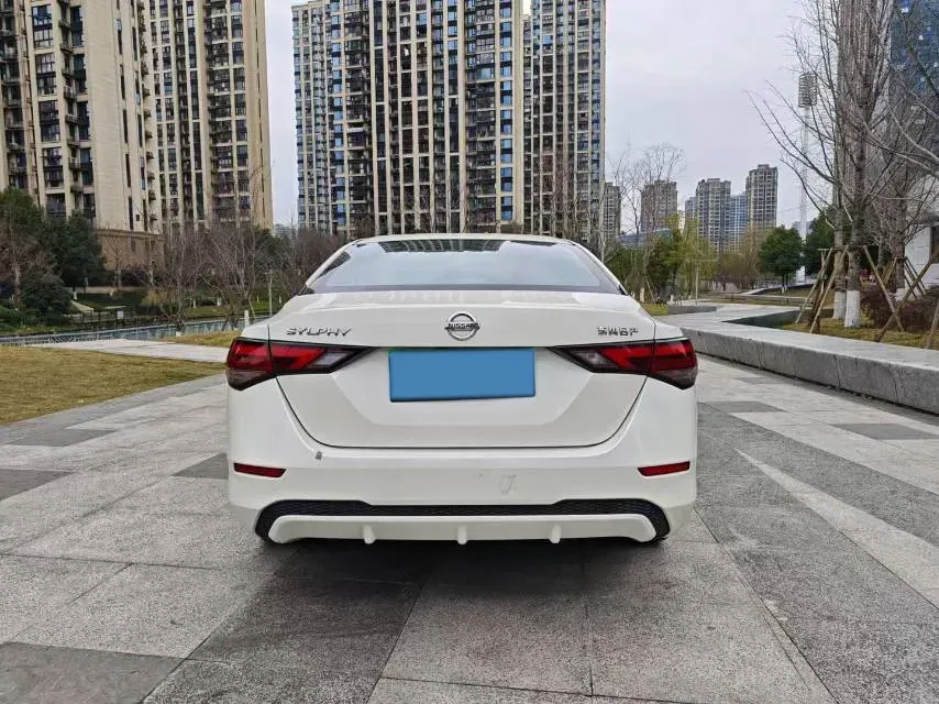 2021 Nissan Sylphy 1.6L 135HP L4 CVT,autocango,china used car exporter,china ev exporter,chinese used car exporter,chinese used ev exporter