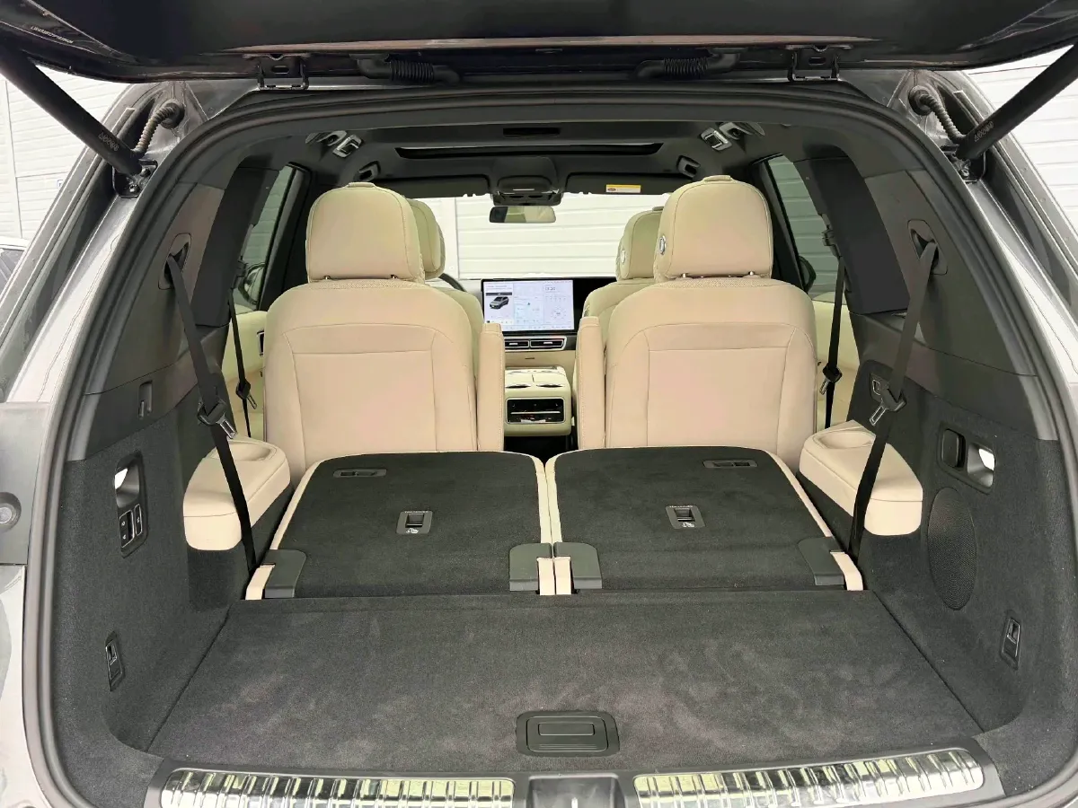 2023 Li L8 Range Extended 154HP REEV 40.9KWH,autocango,china used car exporter,china ev exporter,chinese used car exporter,chinese used ev exporter