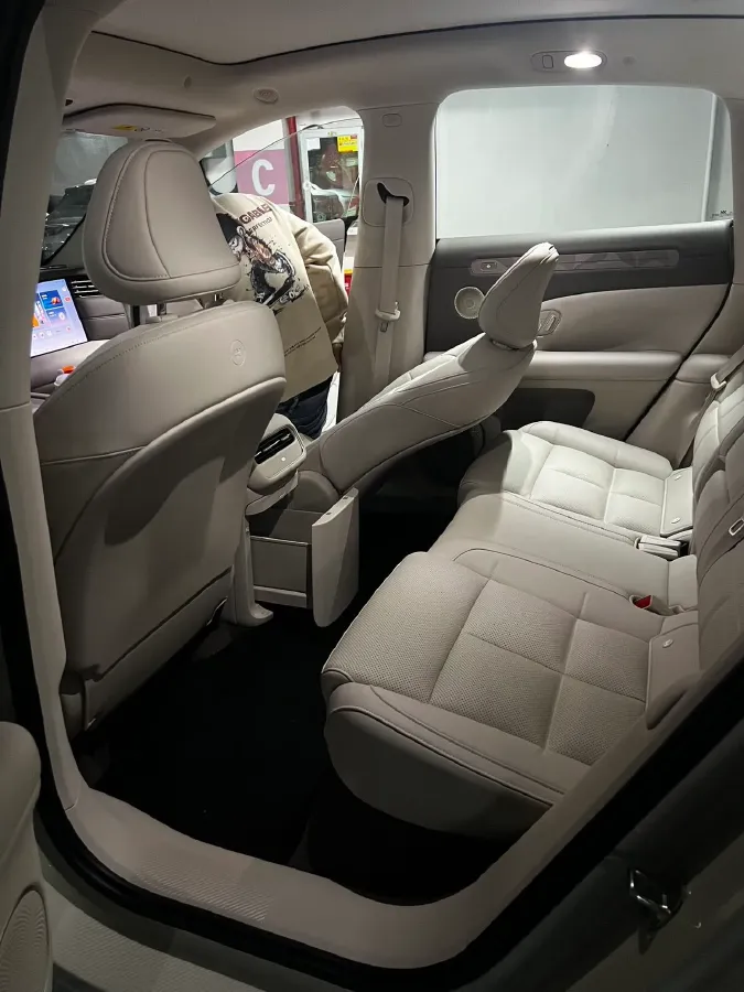 2026 IM LS6 BEV,autocango,china used car exporter,china ev exporter,chinese used car exporter,chinese used ev exporter