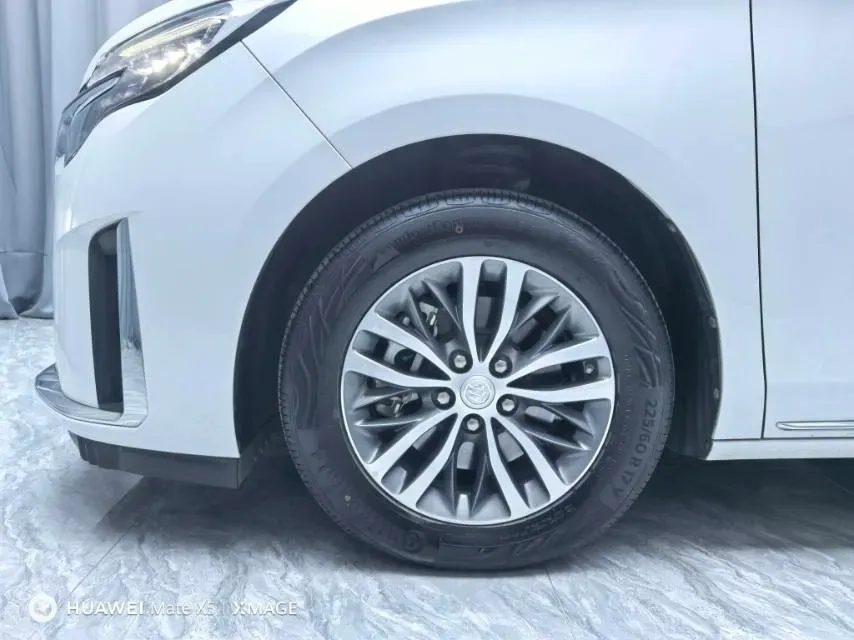 2023 Buick GL8 2.0T 237HP L4 9AT,autocango,china used car exporter,china ev exporter,chinese used car exporter,chinese used ev exporter