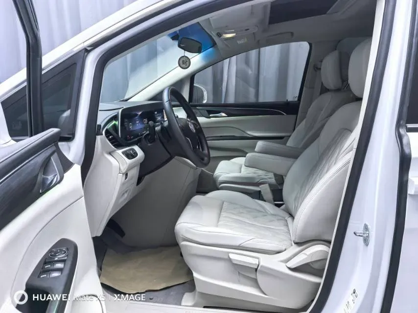 2023 Buick GL8 2.0T 237HP L4 9AT,autocango,china used car exporter,china ev exporter,chinese used car exporter,chinese used ev exporter