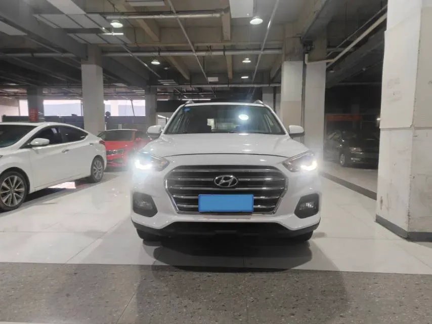 2018 Hyundai ix35 2.0L 160HP L4 6AT,autocango,china used car exporter,china ev exporter,chinese used car exporter,chinese used ev exporter
