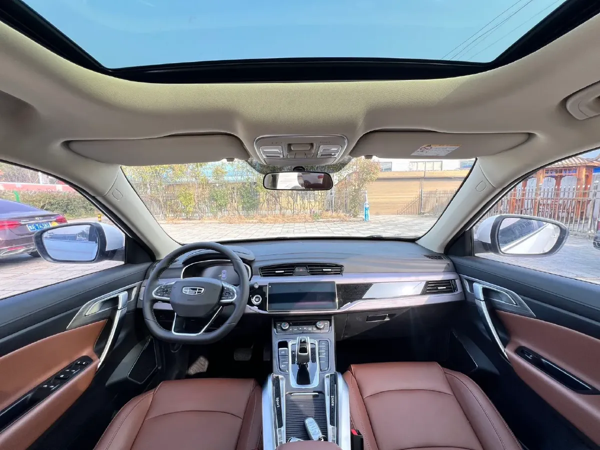 2021 Ford Escort 1.5L 122HP L3 6AT,autocango,china used car exporter,china ev exporter,chinese used car exporter,chinese used ev exporter