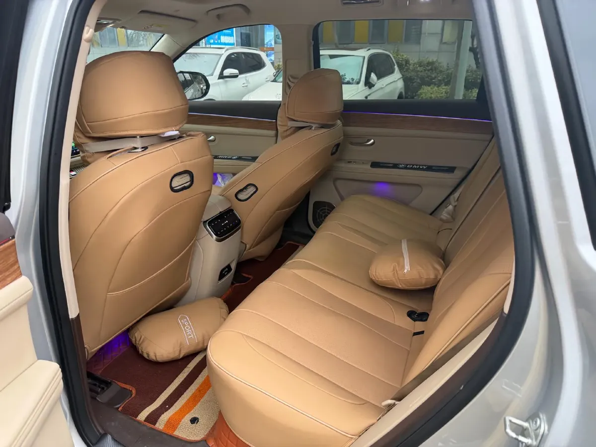2024 AITO AITO M7 1.5T 152HP L4 REEV 38.5KWH,autocango,china used car exporter,china ev exporter,chinese used car exporter,chinese used ev exporter