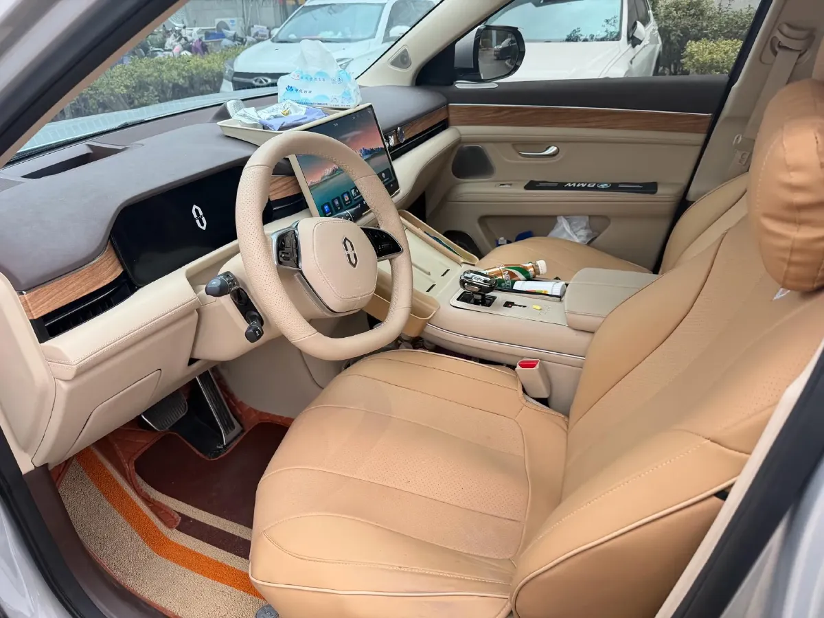 2024 AITO AITO M7 1.5T 152HP L4 REEV 38.5KWH,autocango,china used car exporter,china ev exporter,chinese used car exporter,chinese used ev exporter