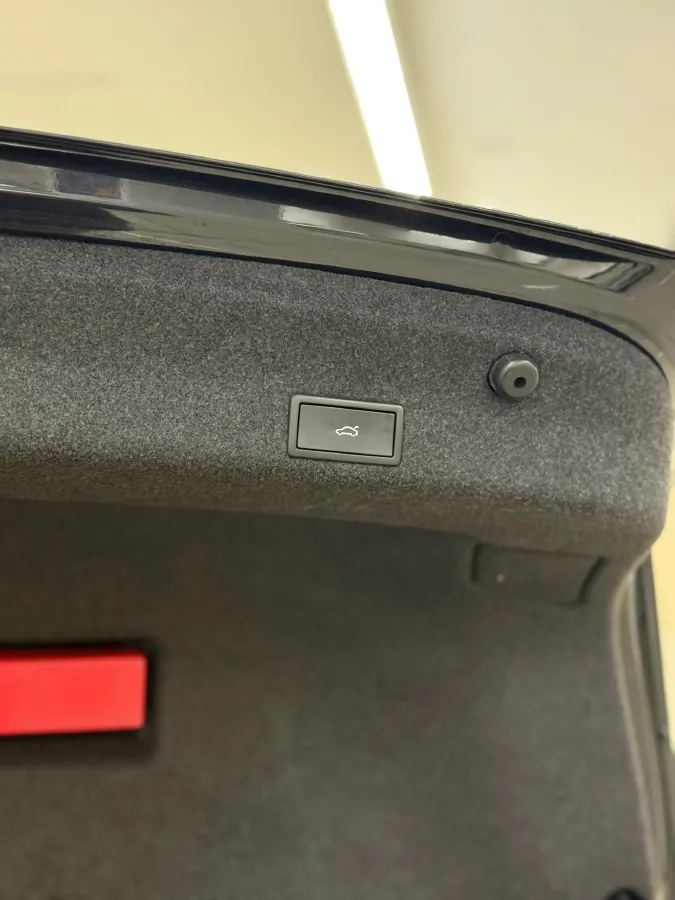 2020 Volkswagen Magotan 2.0T 186HP L4 7DCT,autocango,china used car exporter,china ev exporter,chinese used car exporter,chinese used ev exporter