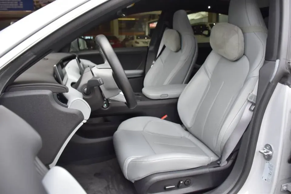 2022 JunTian HeiWuShi Youth 2.0T 203HP L4 6AT,autocango,china used car exporter,china ev exporter,chinese used car exporter,chinese used ev exporter