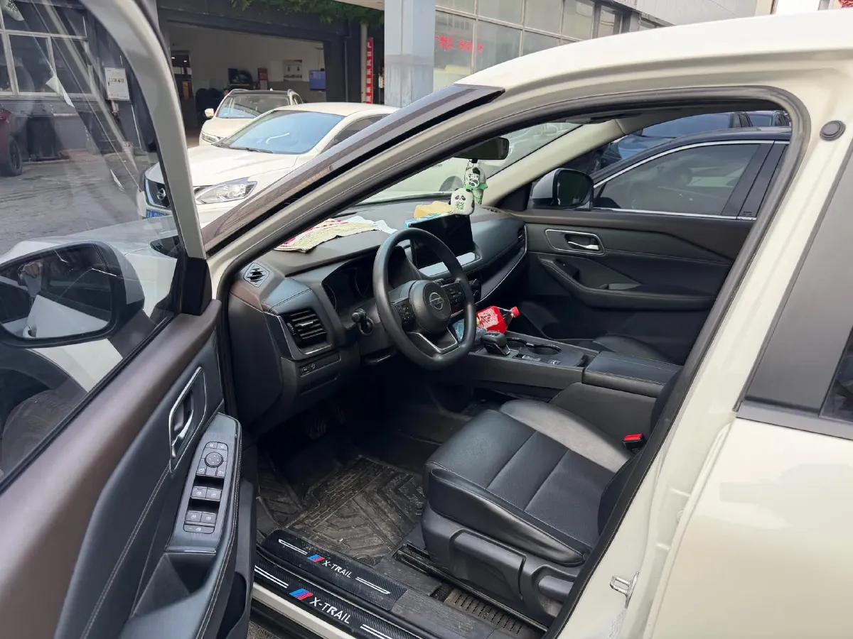 2022 Nissan X-Trail 1.5T 204HP L3 CVT,autocango,china used car exporter,china ev exporter,chinese used car exporter,chinese used ev exporter