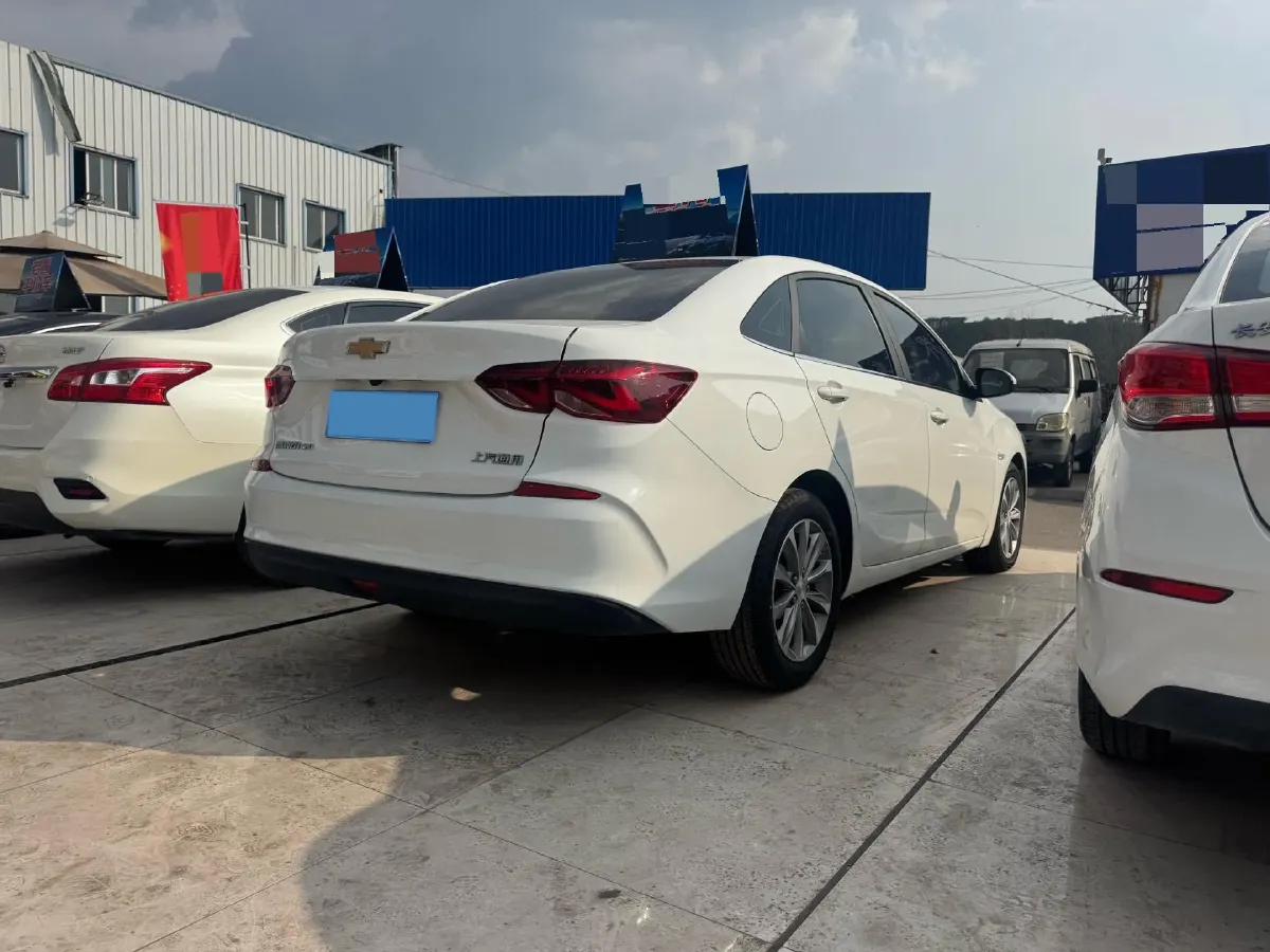2022 Chevrolet Monza 1.5L 113HP L4 6AT,autocango,china used car exporter,china ev exporter,chinese used car exporter,chinese used ev exporter
