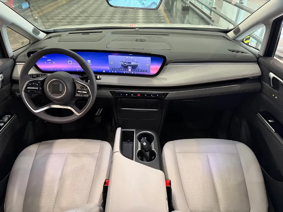 2025 Buick GL8 2.0T 237HP L4 9AT,autocango,china used car exporter,china ev exporter,chinese used car exporter,chinese used ev exporter