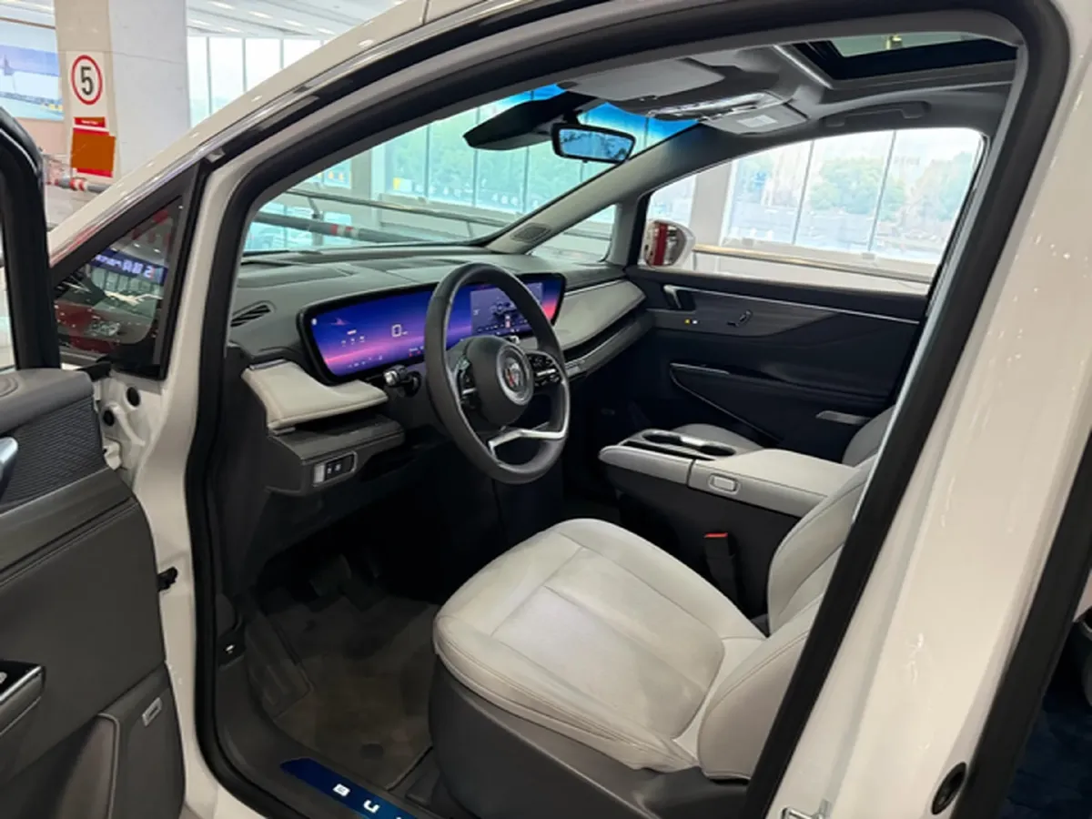 2025 Buick GL8 2.0T 237HP L4 9AT,autocango,china used car exporter,china ev exporter,chinese used car exporter,chinese used ev exporter